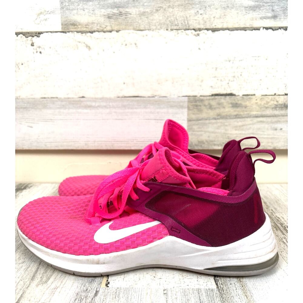 Nike Air Max Bella 2 Womens 8.5 White Pink Training Sneakers Athletic Casual